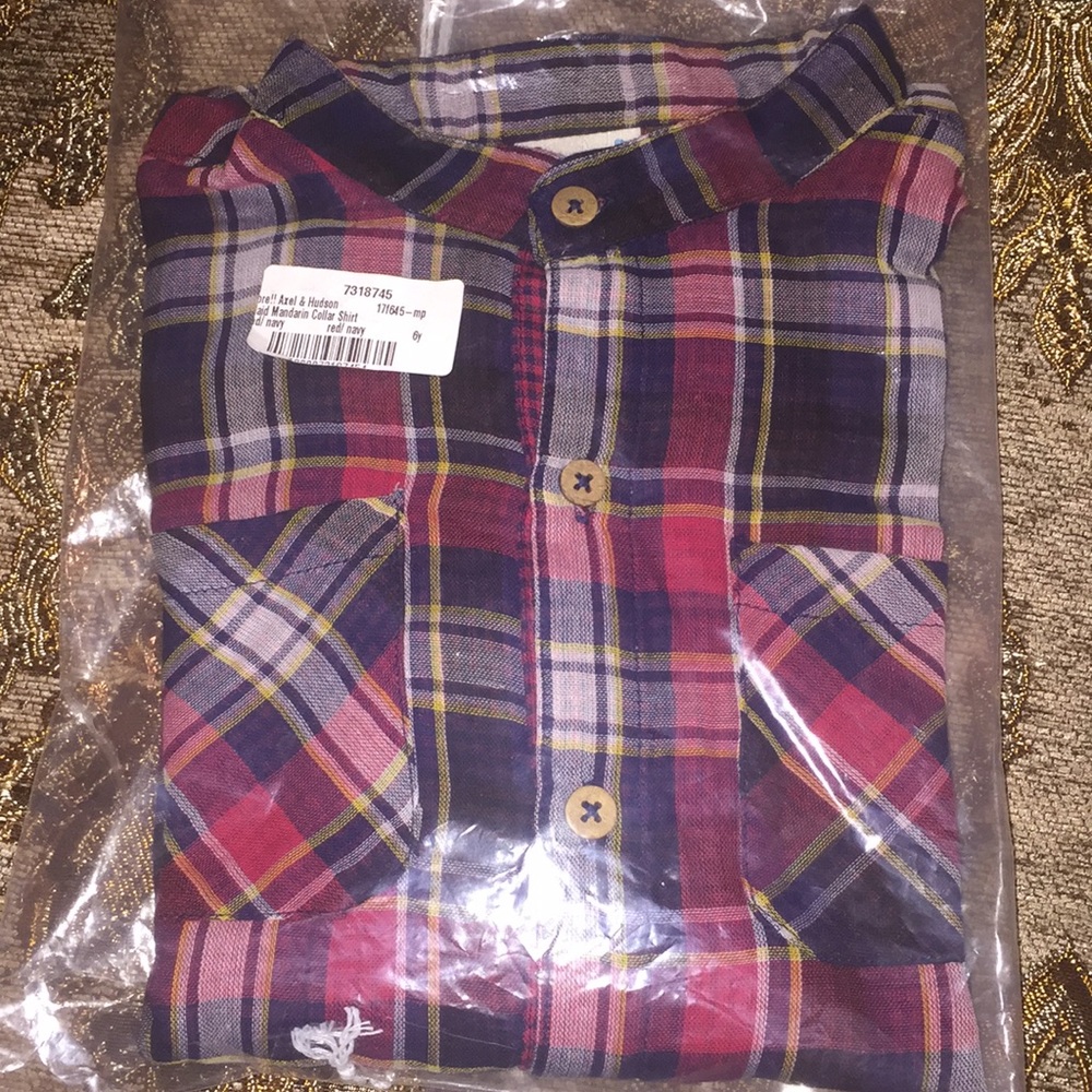 Brand New Boy’s Plaid Button Down Shirt
